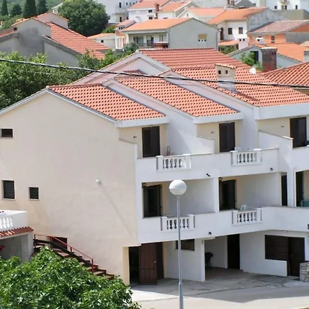 Apartment Pava *